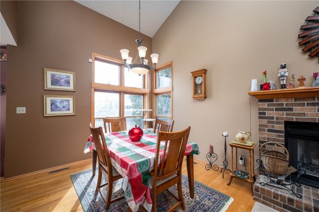 3425 Sycamore Court NE, Cedar Rapids, IA 52402