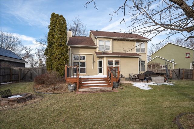 3425 Sycamore Court NE, Cedar Rapids, IA 52402