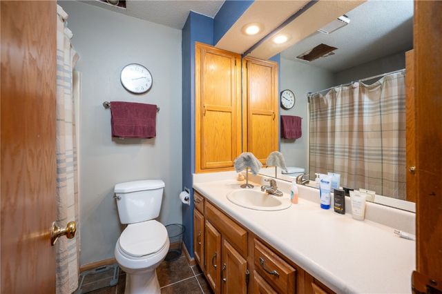 3425 Sycamore Court NE, Cedar Rapids, IA 52402