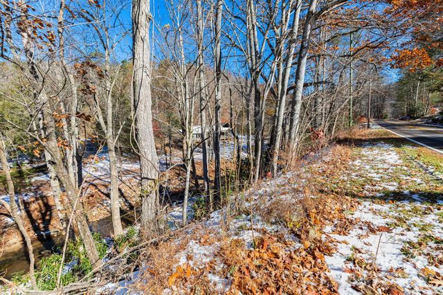 1115 Bee Tree Road, Swannanoa, NC 28778