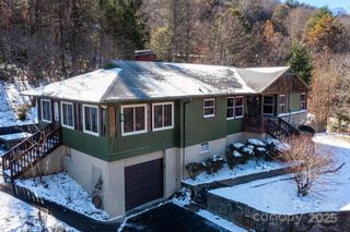 1115 Bee Tree Road, Swannanoa, NC 28778