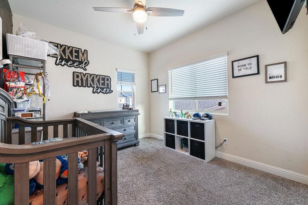 Image 21 of property listing at 6883 E Robinson Avenue, Fresno, CA 93727