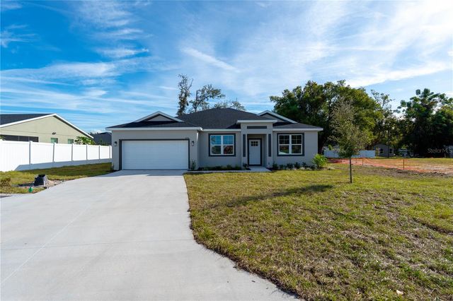 834 N JOANNA AVENUE, Tavares, FL 32778