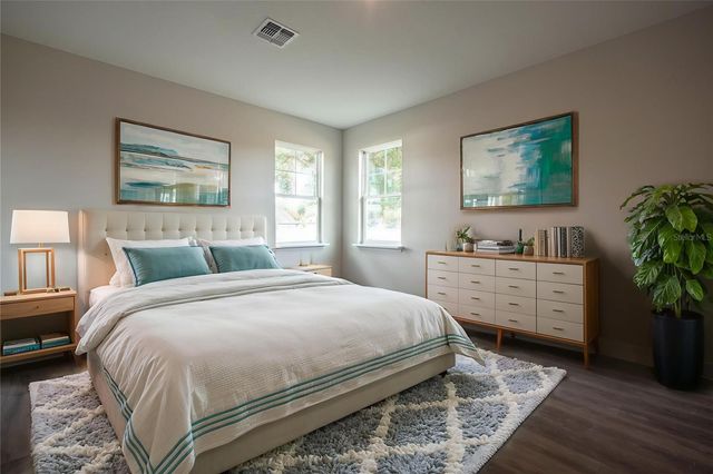 834 N JOANNA AVENUE, Tavares, FL 32778