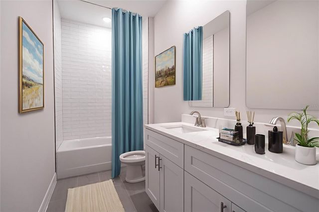 834 N JOANNA AVENUE, Tavares, FL 32778