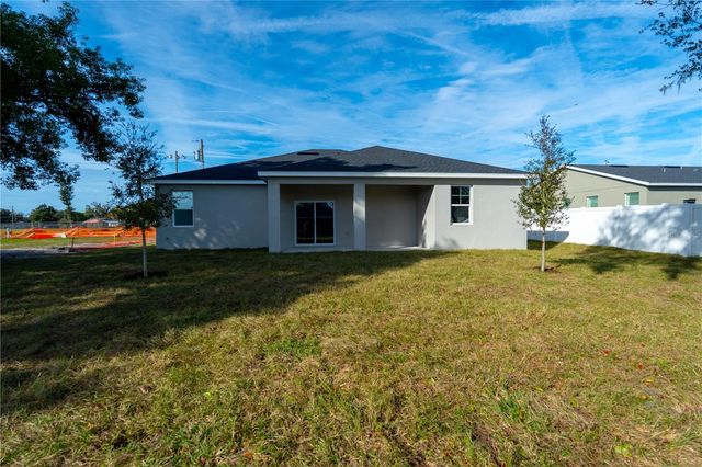 834 N JOANNA AVENUE, Tavares, FL 32778