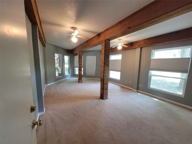 512 County Road 337, Cleveland, TX 77327