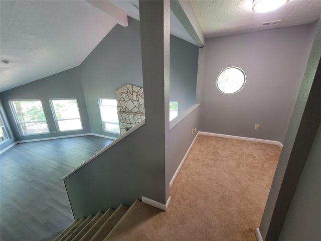 512 County Road 337, Cleveland, TX 77327