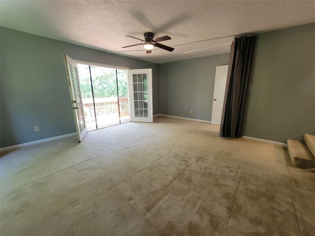512 County Road 337, Cleveland, TX 77327