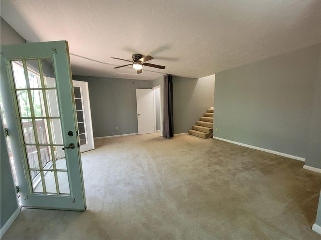 512 County Road 337, Cleveland, TX 77327