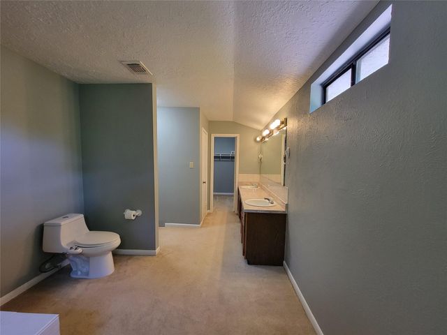 512 County Road 337, Cleveland, TX 77327