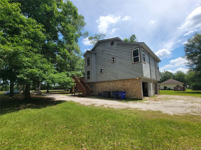 512 County Road 337, Cleveland, TX 77327