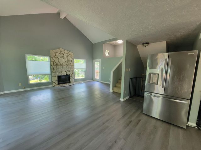 512 County Road 337, Cleveland, TX 77327