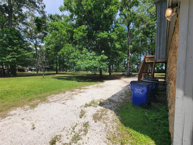 512 County Road 337, Cleveland, TX 77327