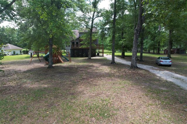 512 County Road 337, Cleveland, TX 77327
