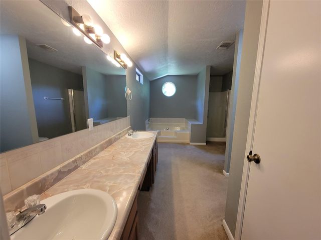 512 County Road 337, Cleveland, TX 77327