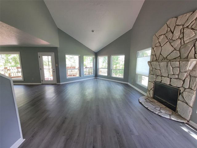512 County Road 337, Cleveland, TX 77327
