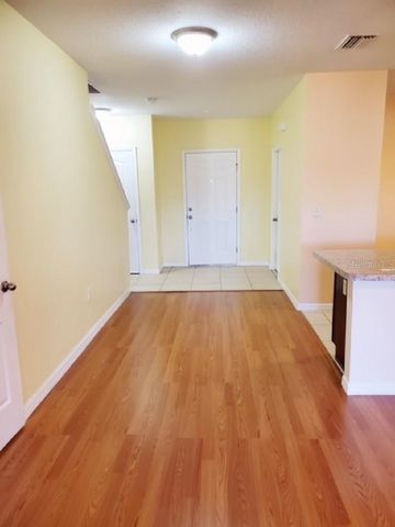 9907 HOUND CHASE DRIVE, Gibsonton, FL 33534