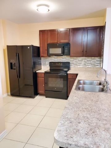 9907 HOUND CHASE DRIVE, Gibsonton, FL 33534
