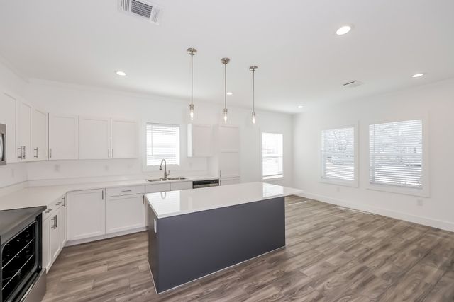 1605 Daniel Drive, Arlington, TX 76010