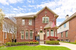307 Taylor Avenue, Rochester, MI 48307