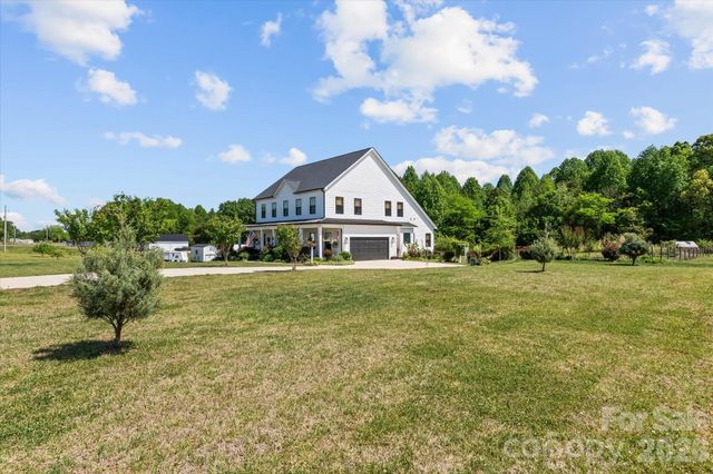 355 Cal Kennedy Road, Cleveland, NC 27013