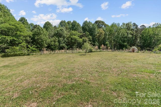355 Cal Kennedy Road, Cleveland, NC 27013
