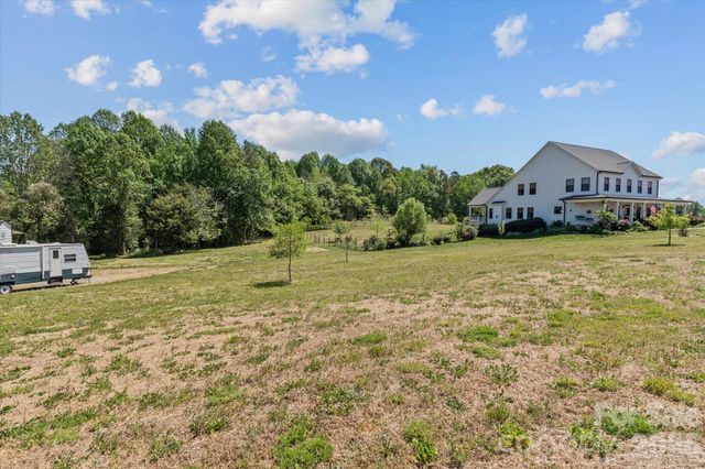 355 Cal Kennedy Road, Cleveland, NC 27013