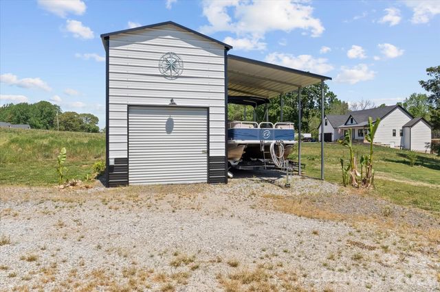 355 Cal Kennedy Road, Cleveland, NC 27013
