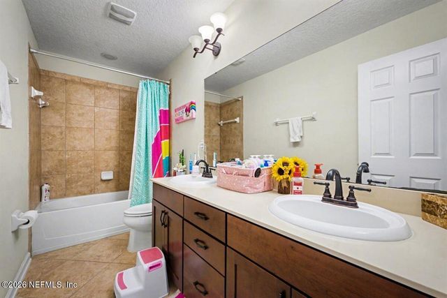 7039 CRISPIN COVE Drive, Jacksonville, FL 32258