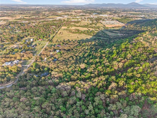 22451 Coggins Road, Poteau, OK 74953