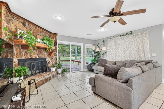 22451 Coggins Road, Poteau, OK 74953