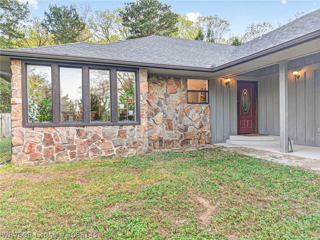 22451 Coggins Road, Poteau, OK 74953