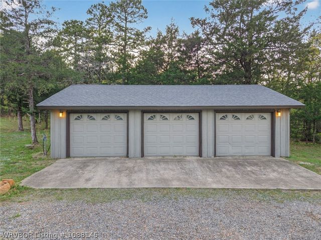 22451 Coggins Road, Poteau, OK 74953