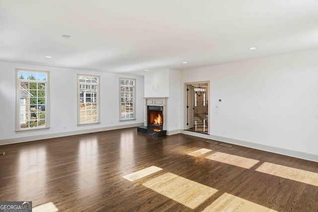 106 Windfields Lane, Woodstock, GA 30188