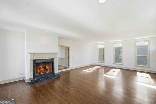 106 Windfields Lane, Woodstock, GA 30188