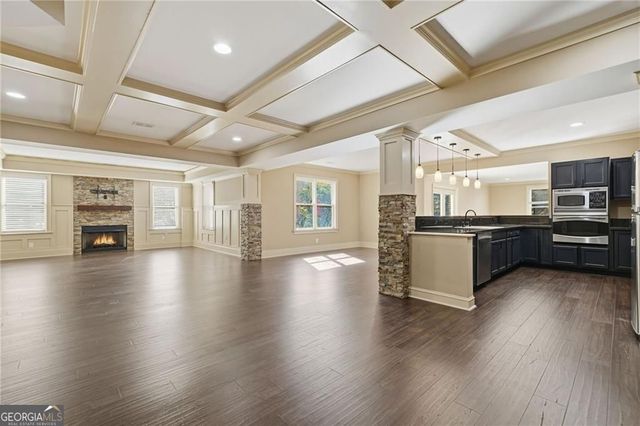 106 Windfields Lane, Woodstock, GA 30188