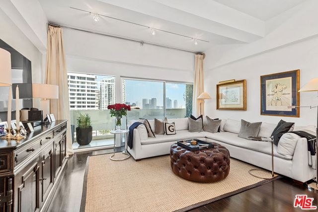 10701 Wilshire Boulevard 1202, Los Angeles, CA 90024