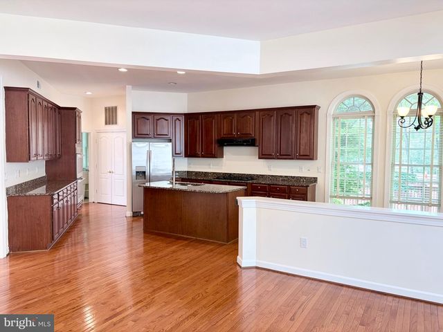2178 HARITHY DR, Dunn Loring, VA 22027