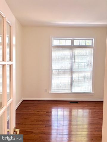 2178 HARITHY DR, Dunn Loring, VA 22027