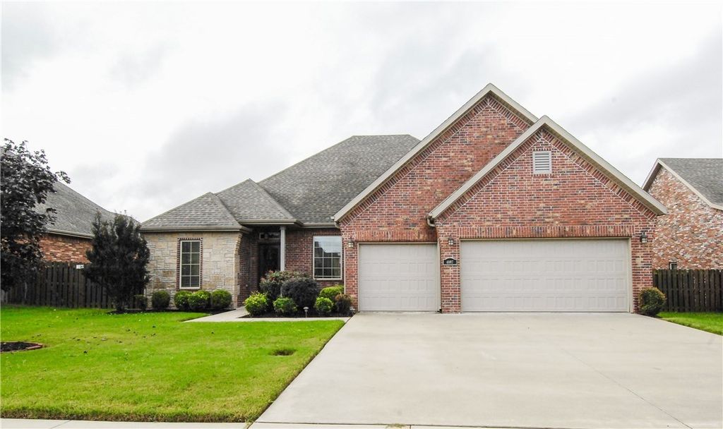 4007 SW Rhinestone Boulevard, Bentonville, AR 72713