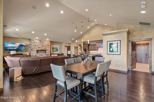 1122 S FOUR WINDS RD, Coeur D'alene, ID 83814