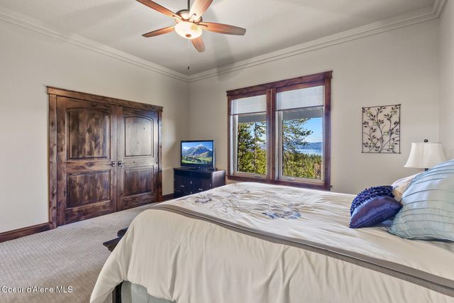 1122 S FOUR WINDS RD, Coeur D'alene, ID 83814