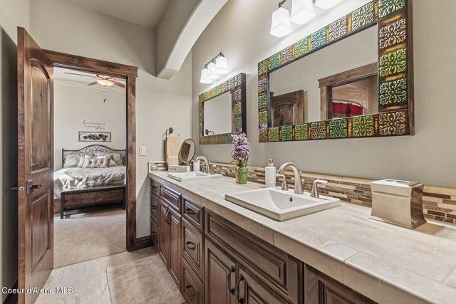 1122 S FOUR WINDS RD, Coeur D'alene, ID 83814