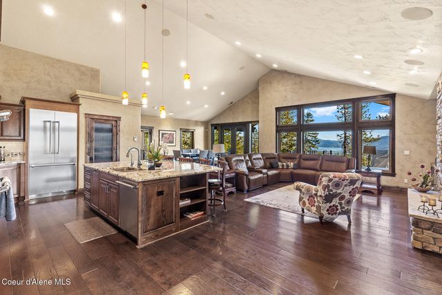 1122 S FOUR WINDS RD, Coeur D'alene, ID 83814