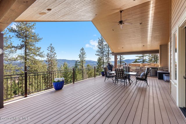 1122 S FOUR WINDS RD, Coeur D'alene, ID 83814