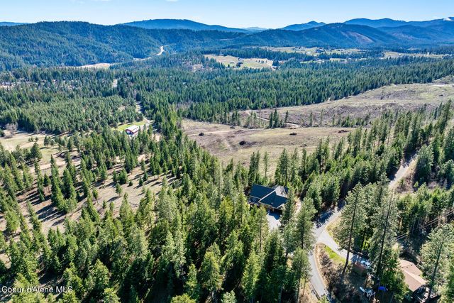 1122 S FOUR WINDS RD, Coeur D'alene, ID 83814