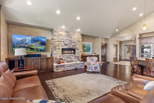 1122 S FOUR WINDS RD, Coeur D'alene, ID 83814