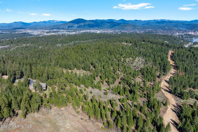 1122 S FOUR WINDS RD, Coeur D'alene, ID 83814