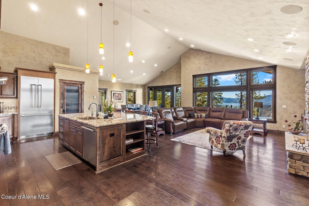 1122 S FOUR WINDS RD, Coeur d'Alene, ID 83814 photo 4